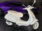 Vespa 50 Sprint Justin Bieber Limited Edition - VESPA ROLLER 50