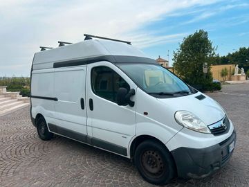 Opel Vivaro - 2