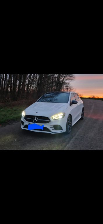 Image of Mercedes-Benz B 200