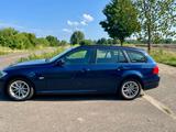 BMW 320i Touring - - BMW 320 aus 2010: Kombi