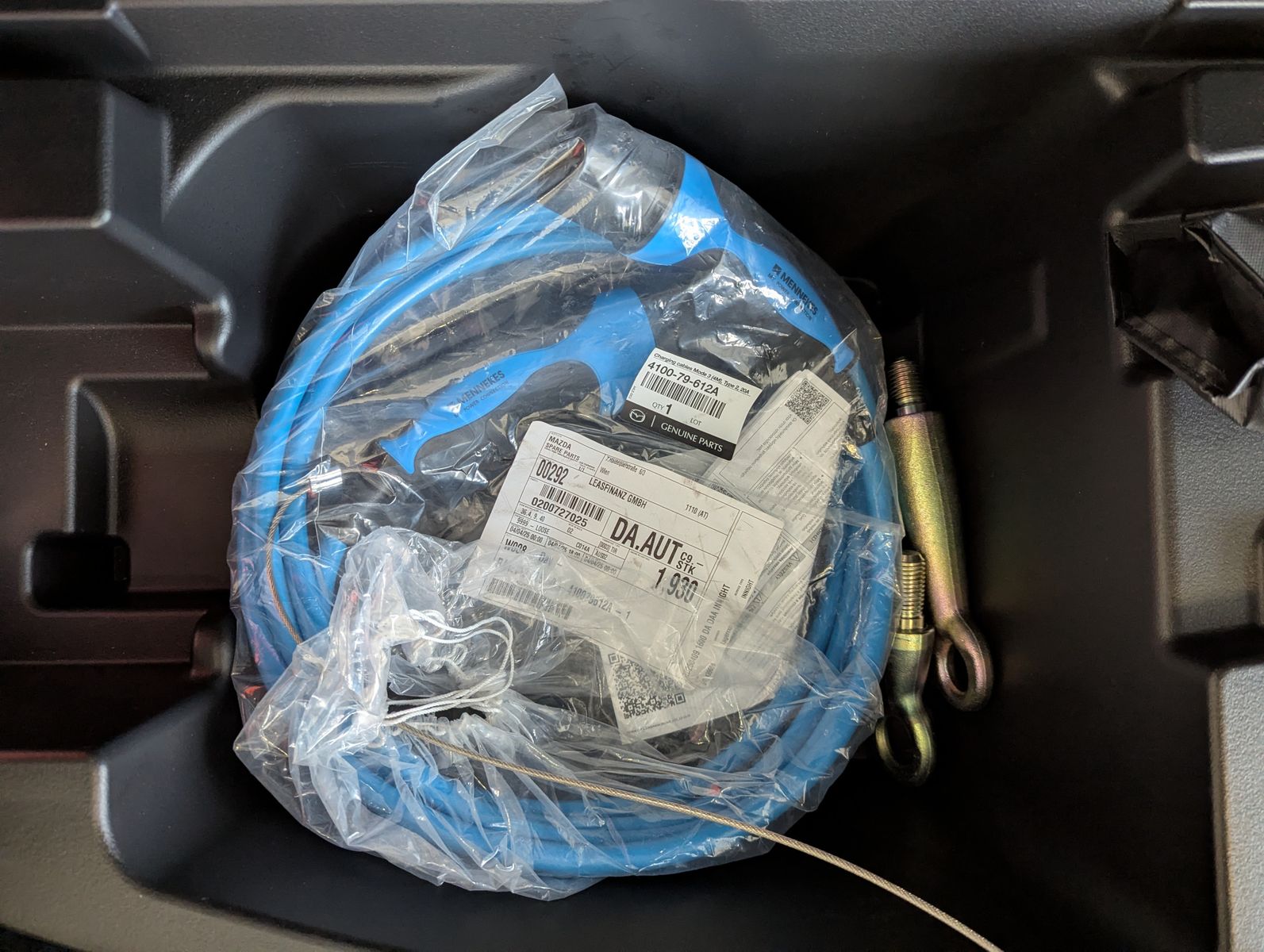 MAZDA CX-80 2.5SKYACTIV PHEV 327 HOMURA+ 7-Sitze Pano - Image 23