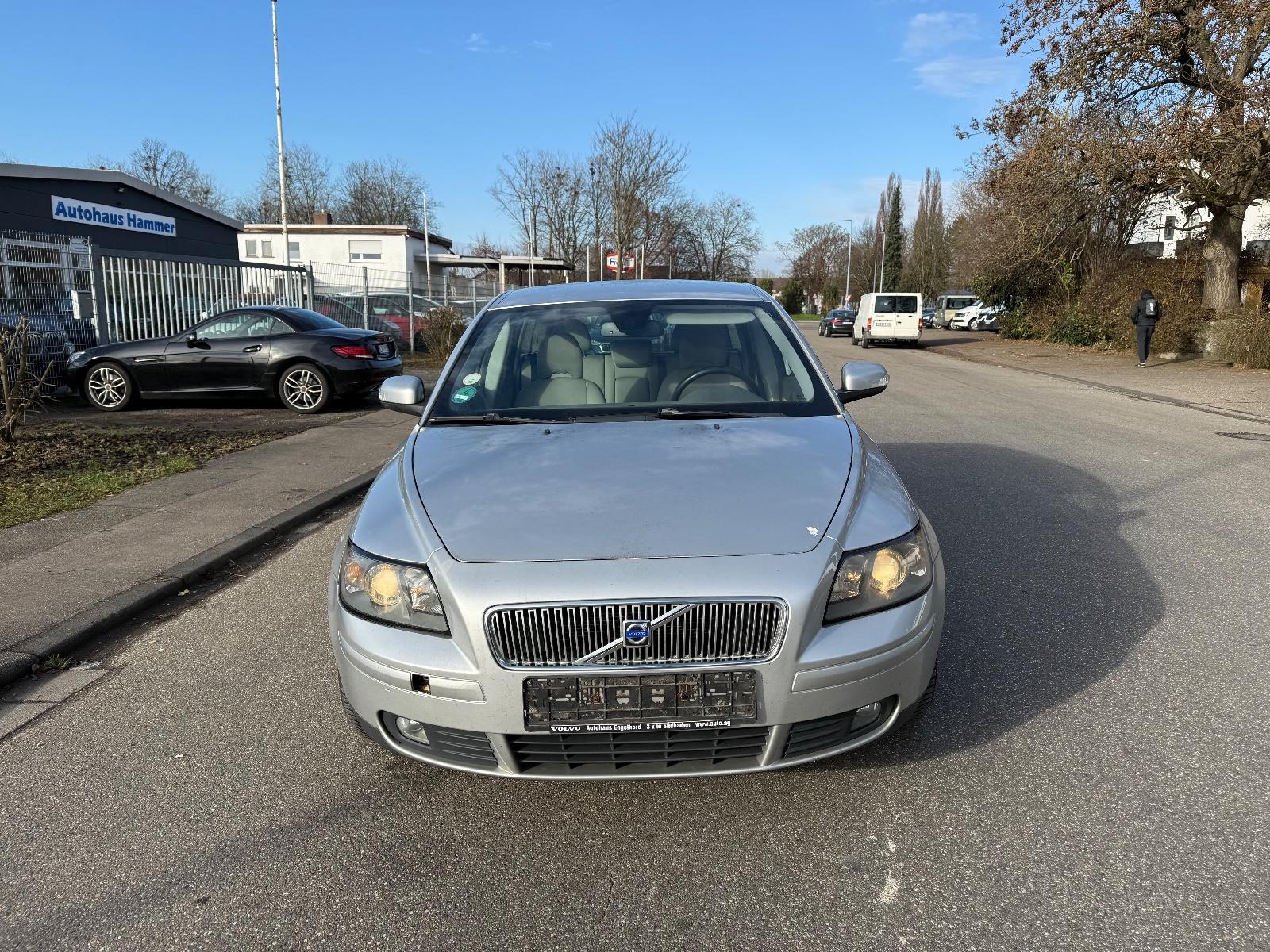 Volvo V50 2007 — rear view