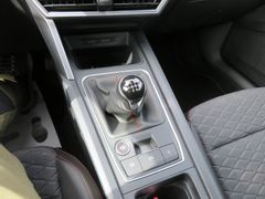 SEAT Leon 1.5 TSI FR Fahrass LED Navi Rfk Sitzhzg ACC SEAT Leon 1.5 TSI FR Fahrass LED Navi Rfk Sitzhzg ACC