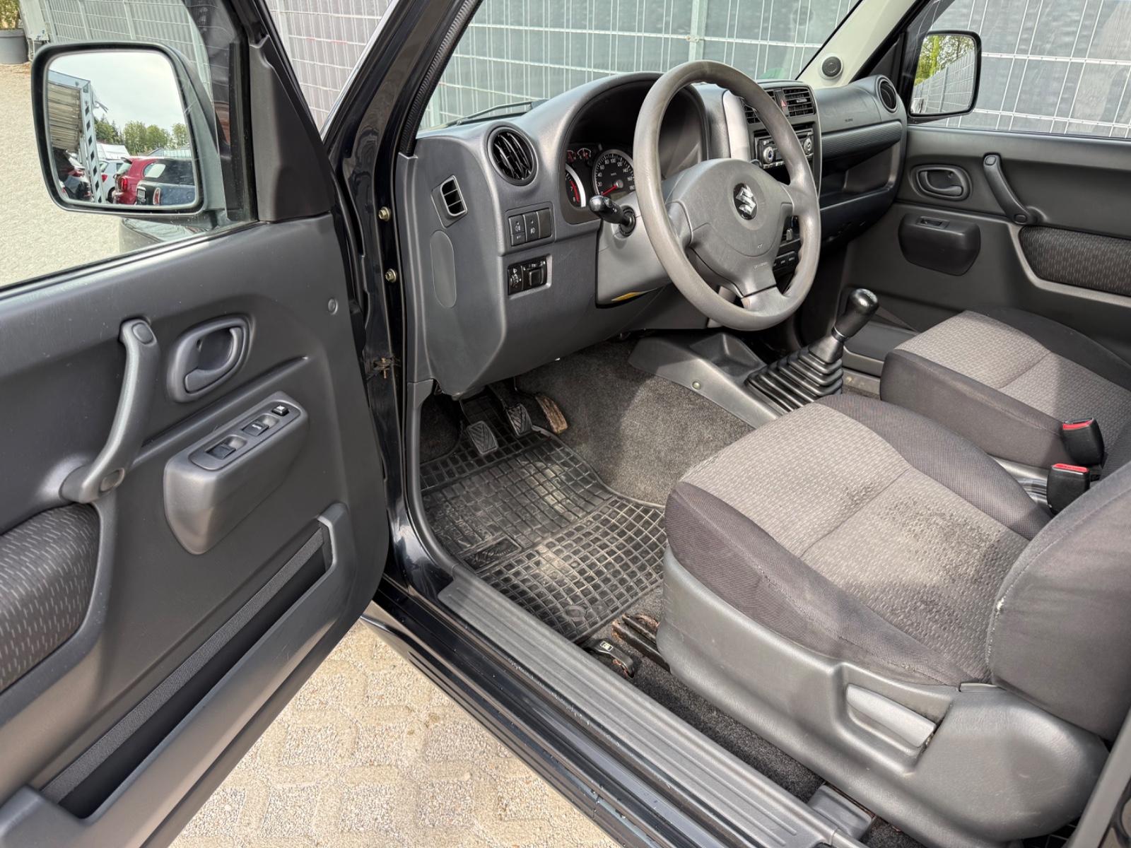 Suzuki Jimny 2005 — фото 10
