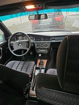 Mercedes-Benz Mercedes Benz 190 - Mercedes-Benz 190 in Köln