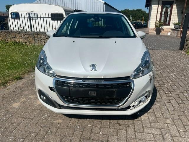Peugeot 208 Allure