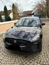 Jaguar E-Pace P300 R-DYNAMIC SE 4WD Auto R-DYNAMIC SE - schwarze Jaguar E-Pace