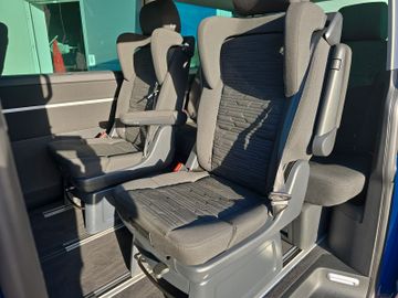 Volkswagen T6 Multivan - 12