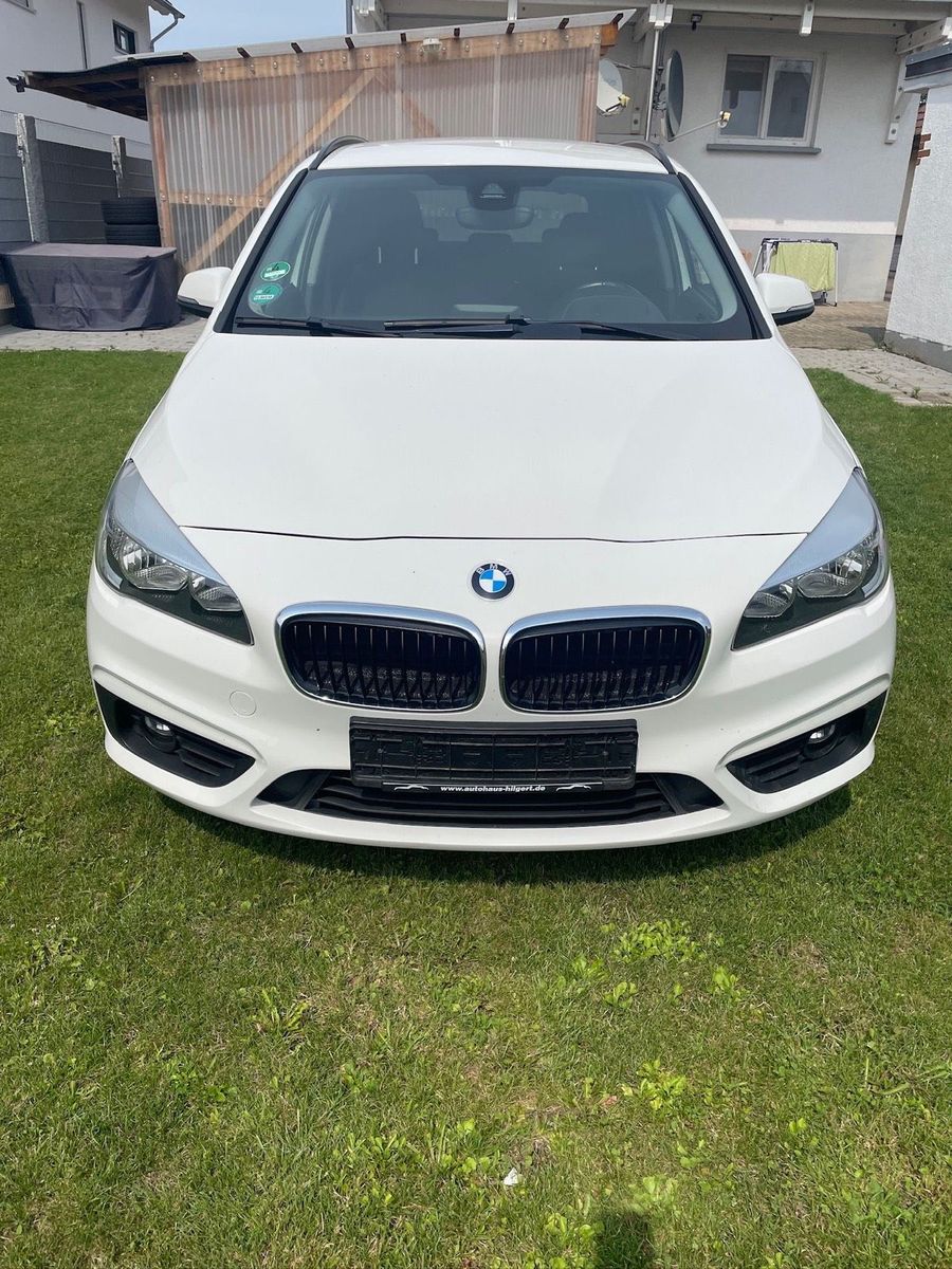 BMW BMW 218i Active Tourer | 136 PS | 107.000 ...