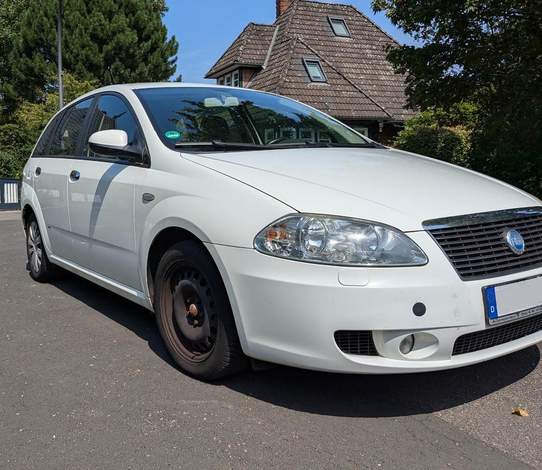 Fiat Croma 2006 — салон