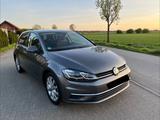 Volkswagen Golf 1.5 TSI ACT Sound - Gebrauchtwagen in Wolfsburg