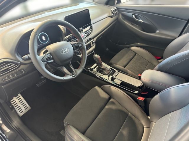 Fahrzeugabbildung Hyundai i30 N Line Mild-Hybrid 1.5 T-GDI Sitz-Paket+Pano