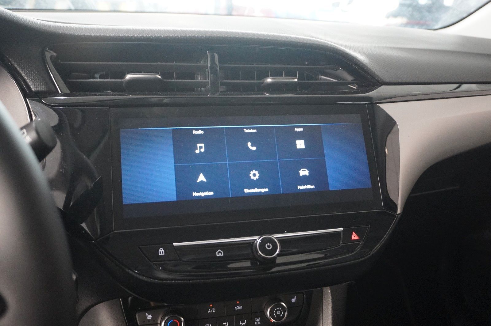 Fahrzeugabbildung Opel Corsa F 1.2 FACELIFT NAVI/LED/KAMERA/VIRTU./DAB+