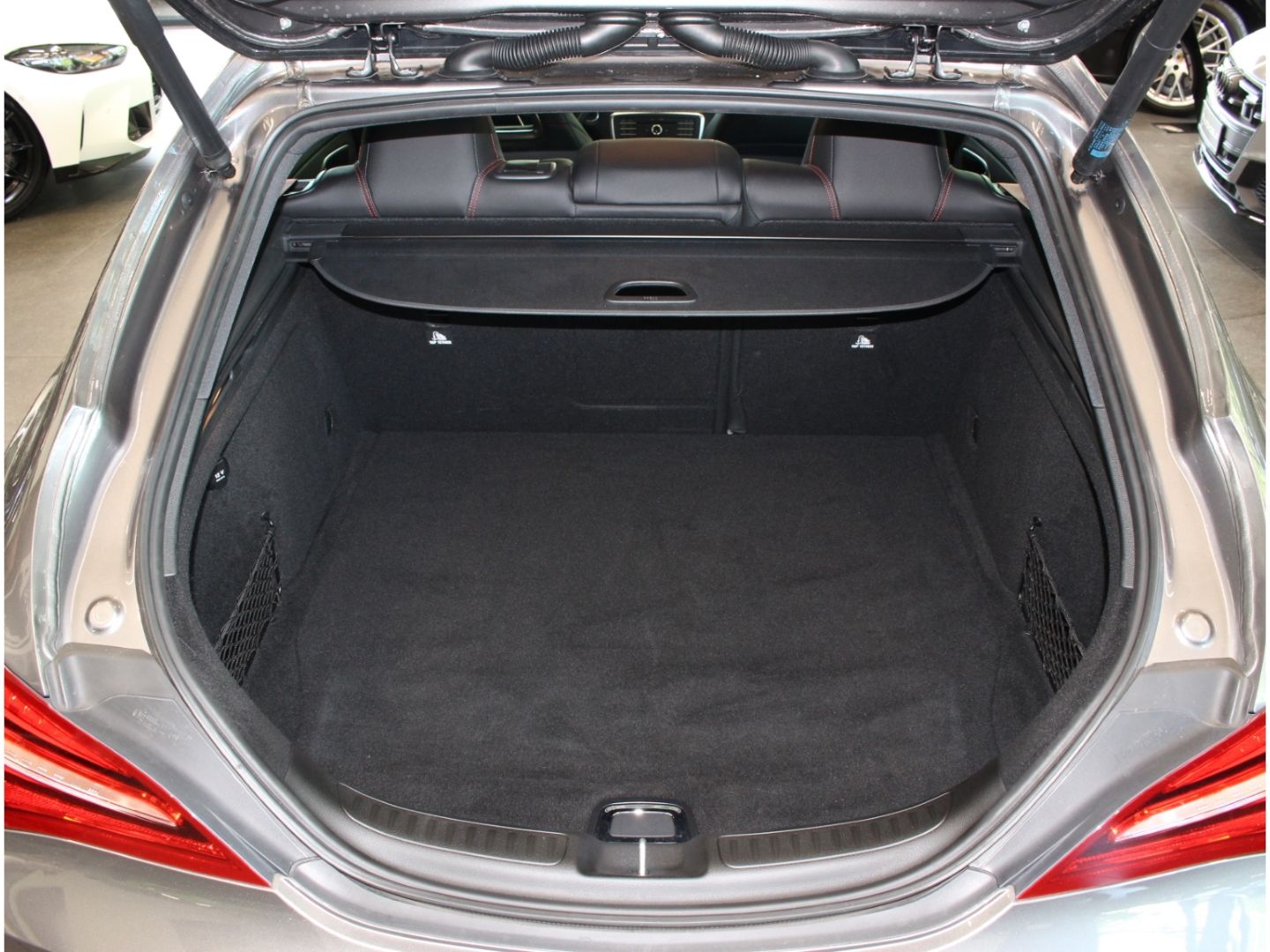 Fahrzeugabbildung Mercedes-Benz CLA 45 AMG Shooting Brake 4Matic 2.Hand*LED*TOP