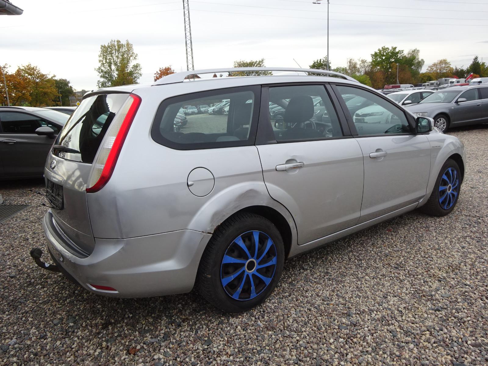 Ford Focus 2009 — engine 1.596 cm³, 101 HP (74kW)