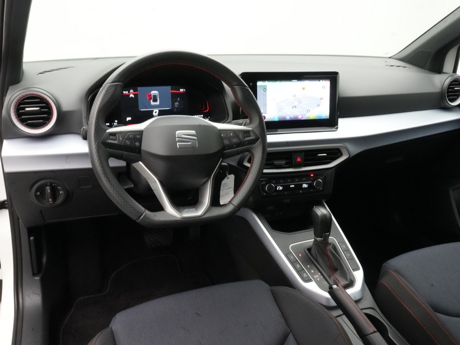 Seat Arona - Bild 4