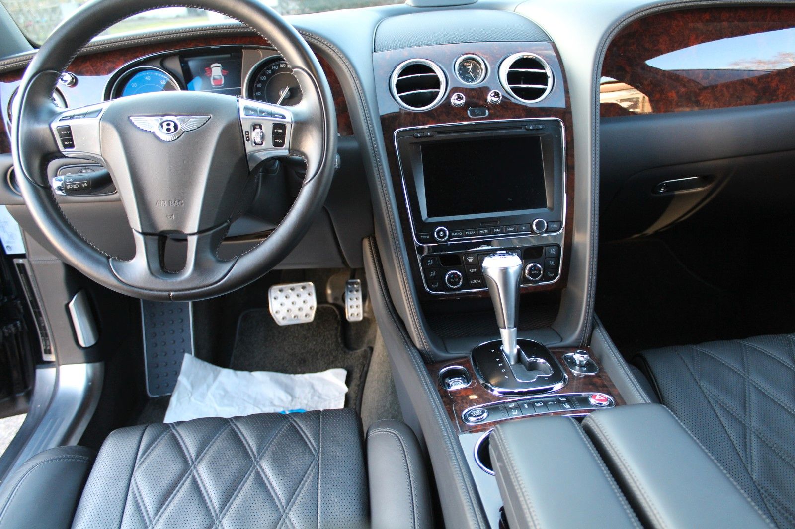 Flying Spur 6.0 W12 Muliner Ausstattung!