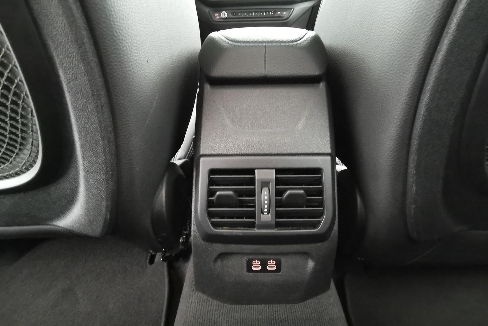 BMW 1 Series i M Sport SHZG PANO HiFi Lenkradhzg LWS NAV, миниатюра 17