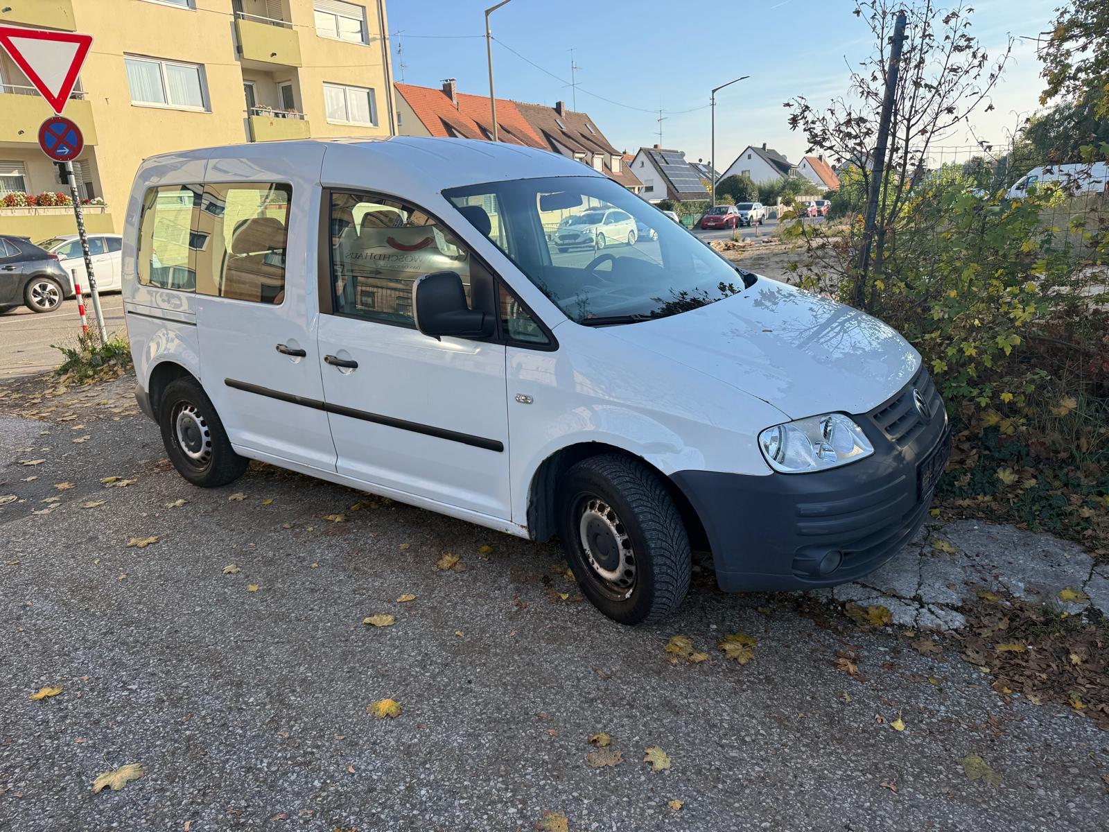 Volkswagen Caddy 2006 — вигляд ззаду