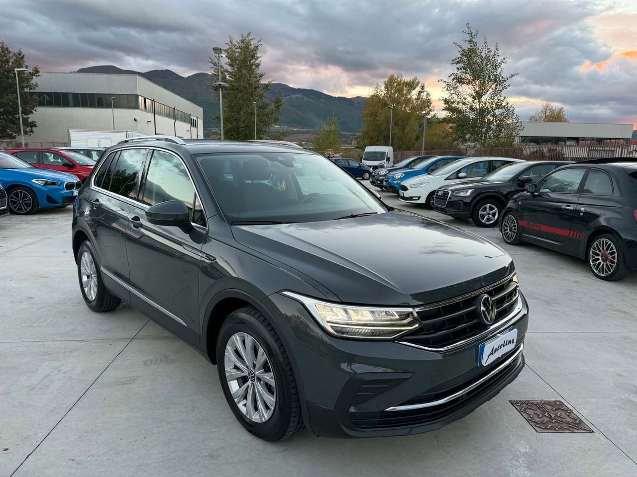 Volkswagen Tiguan 2.0 TDI 150 CV -DSG- LIFE imagem 2