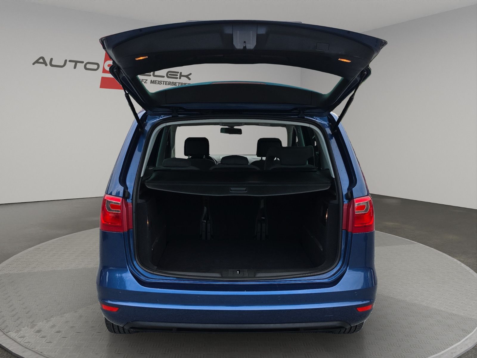 Fahrzeugabbildung SEAT Alhambra 4You TDI KLIMA PDC SHZ TEMPOMAT