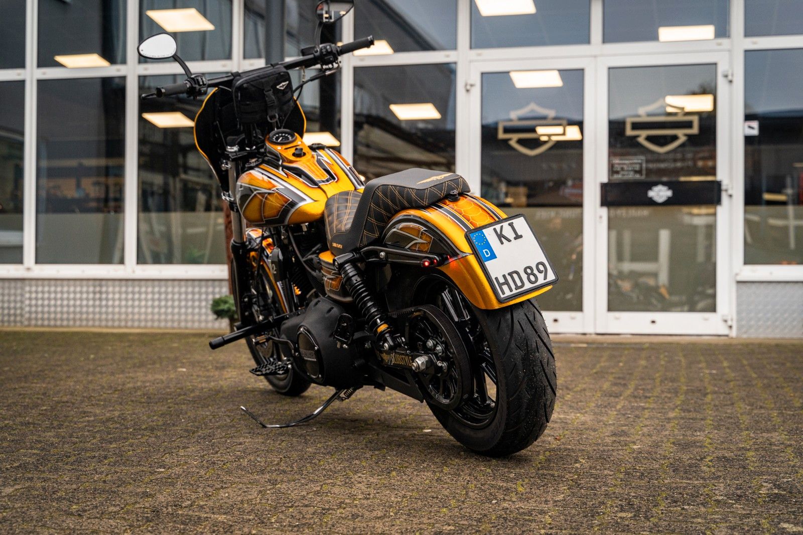 Fahrzeugabbildung Harley-Davidson Dyna Street Bob Ltd. Heinz Bikes Clubstyle 1of1