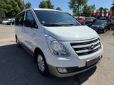 Hyundai H-1 Travel Premium - Hyundai H-1: Travel