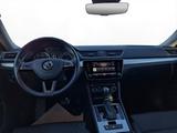 Skoda Superb Combi 2.0 TDI DSG Matrix Navi Kessy - Skoda Superb in Bonn
