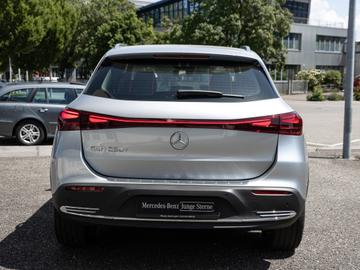 صورة 6 لـ 2025 Mercedes-BENZ EQA