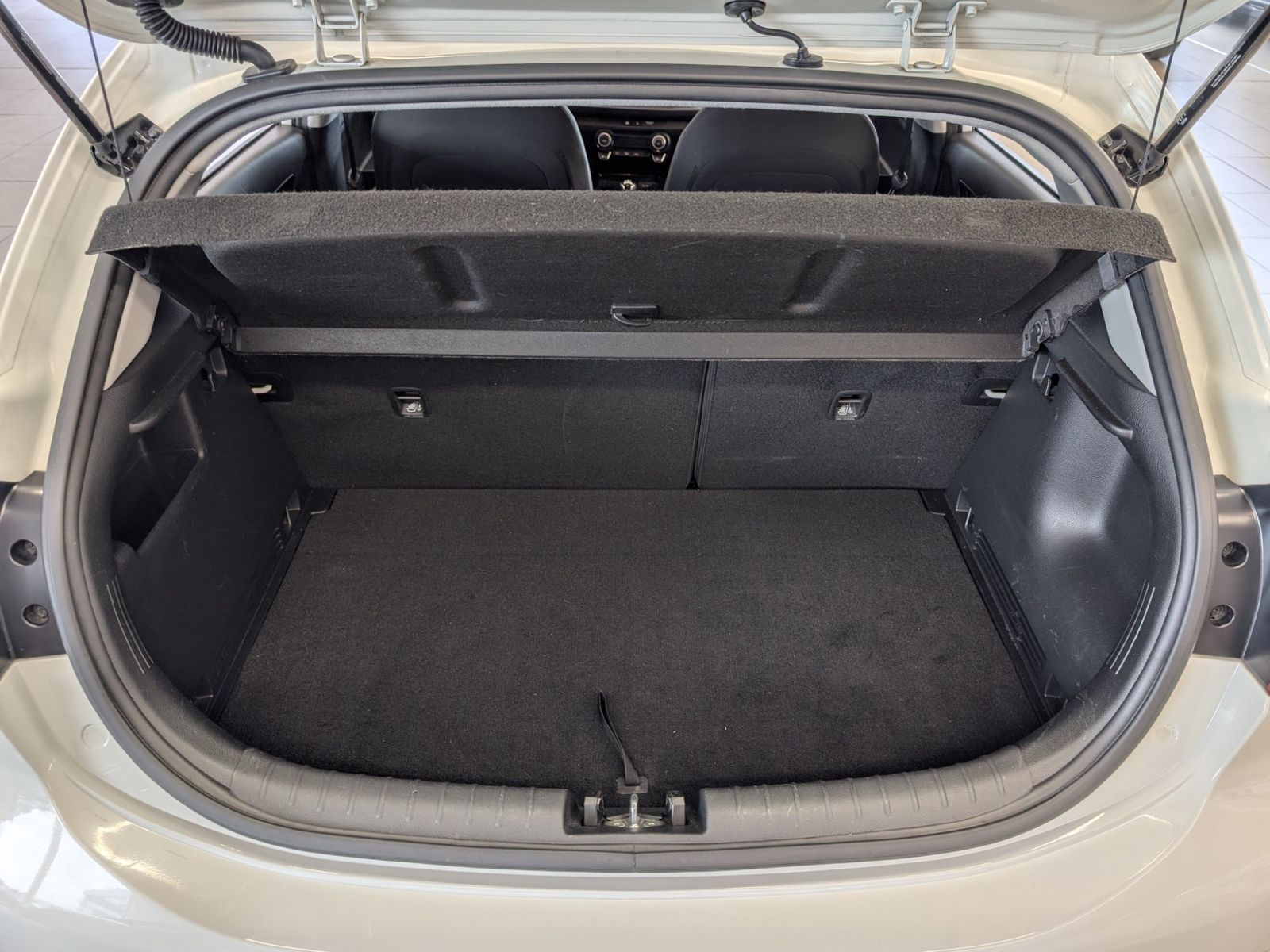 KIA Rio 1.2 Vision Connectivity-Paket – Bild 10