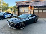 Dodge EU*CLEAN CARFAX*5.7 V8*SCHMIDT FELGEN*LEDER*VOLL - Dodge Challenger Gebrauchtwagen