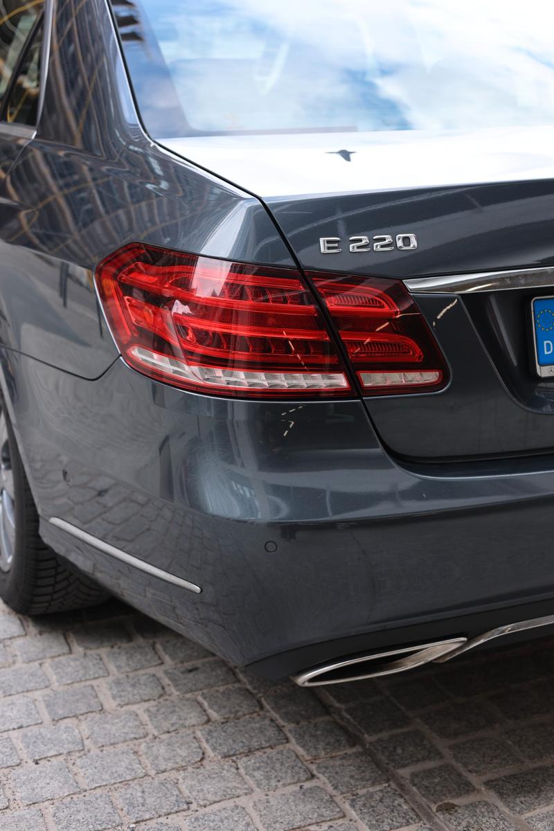 Mercedes-Benz E 220 BlueTEC AVANTG. 9G tronic, Hinterachse NEU