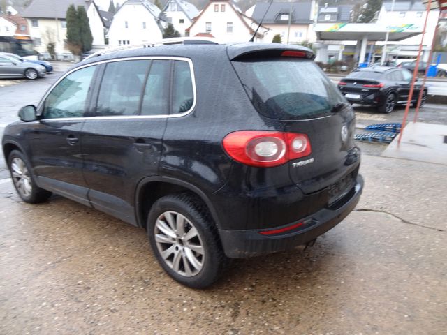 Fahrzeugabbildung Volkswagen Tiguan Sport & Style 4Motion/AHK/2.Hd/Xenon/DSG