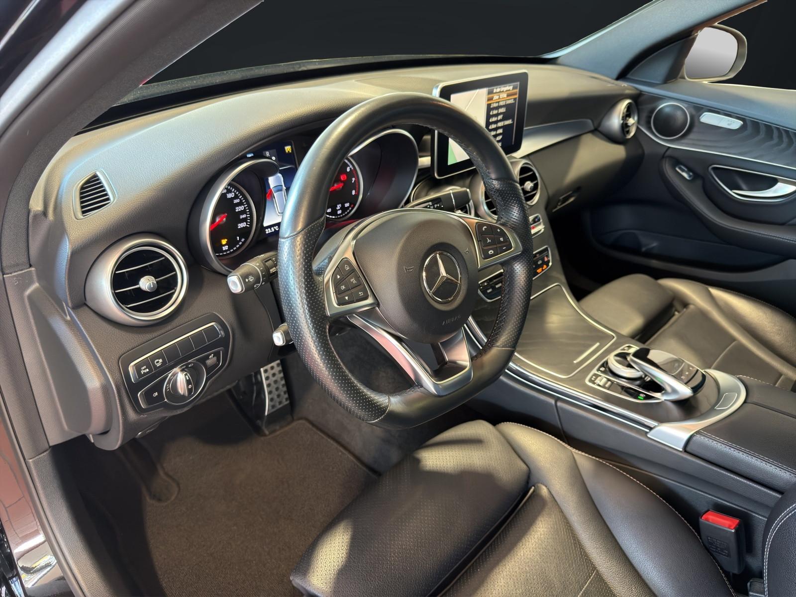 Mercedes-Benz C 400 4Matic T | AMG-Line | Pano | Comand