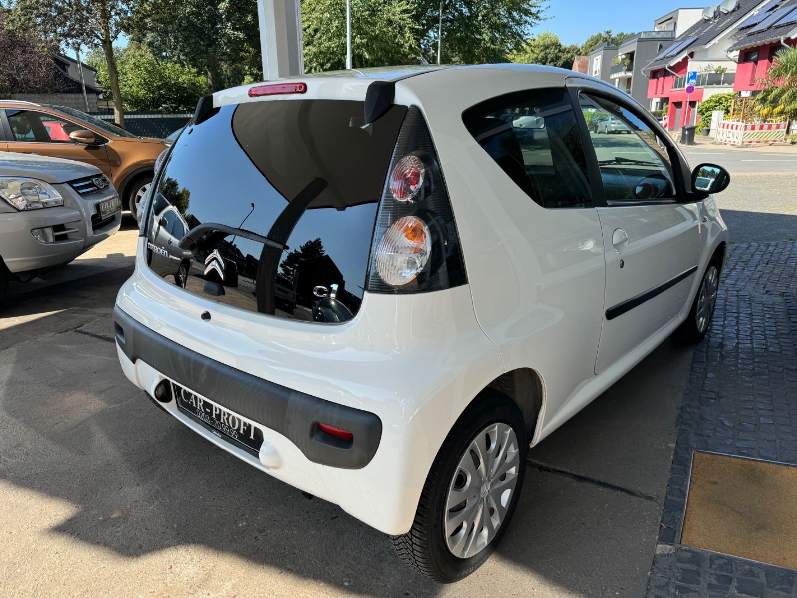 Fahrzeugabbildung Citroën C1 Selection Klima/Allwetter/Bluetooth/23 TKM