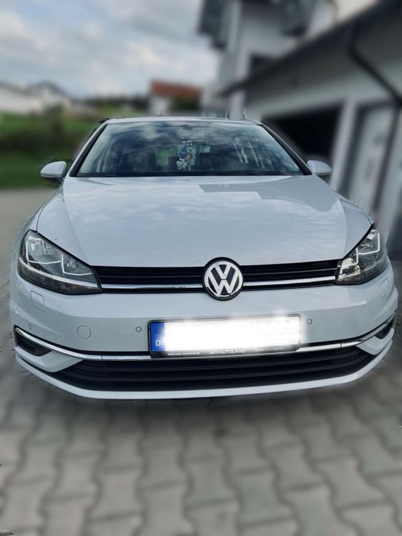 Image of Volkswagen Golf