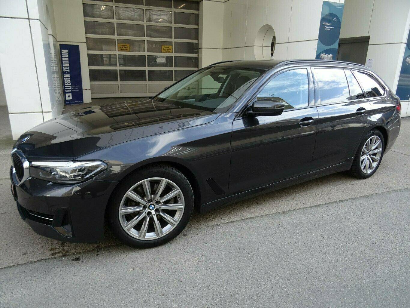 BMW 520d Tour xDrive Autom,Ledersports,AHK,ACC,Kamer