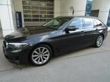 BMW 520d Tour xDrive Autom,Ledersports,AHK,ACC,Kamer - BMW 520 mit Diesel-Antrieb