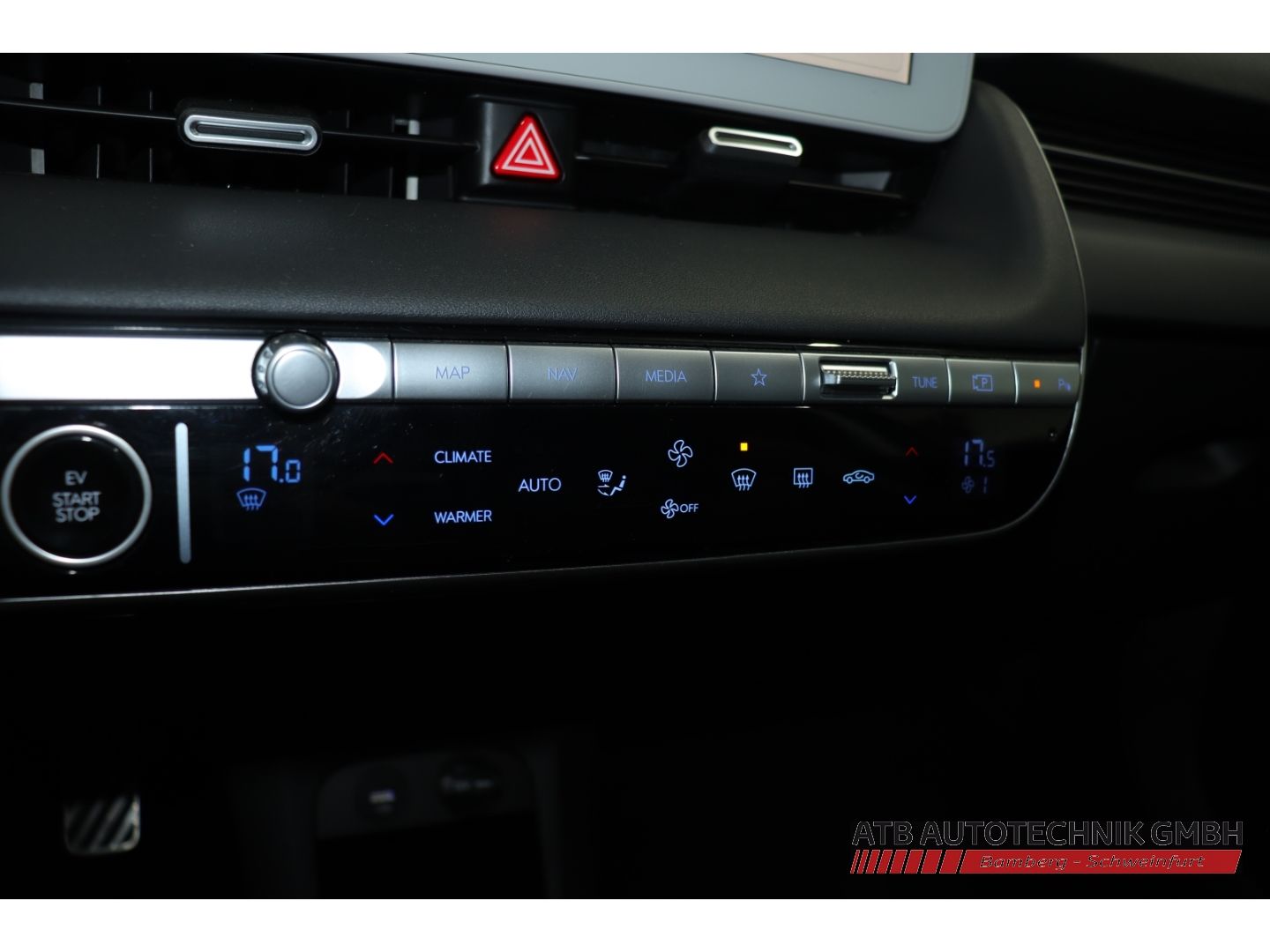 Fahrzeugabbildung Hyundai IONIQ 5 77,4 kWh UNIQ 4WD 97,7% SOH HUD El. Fond