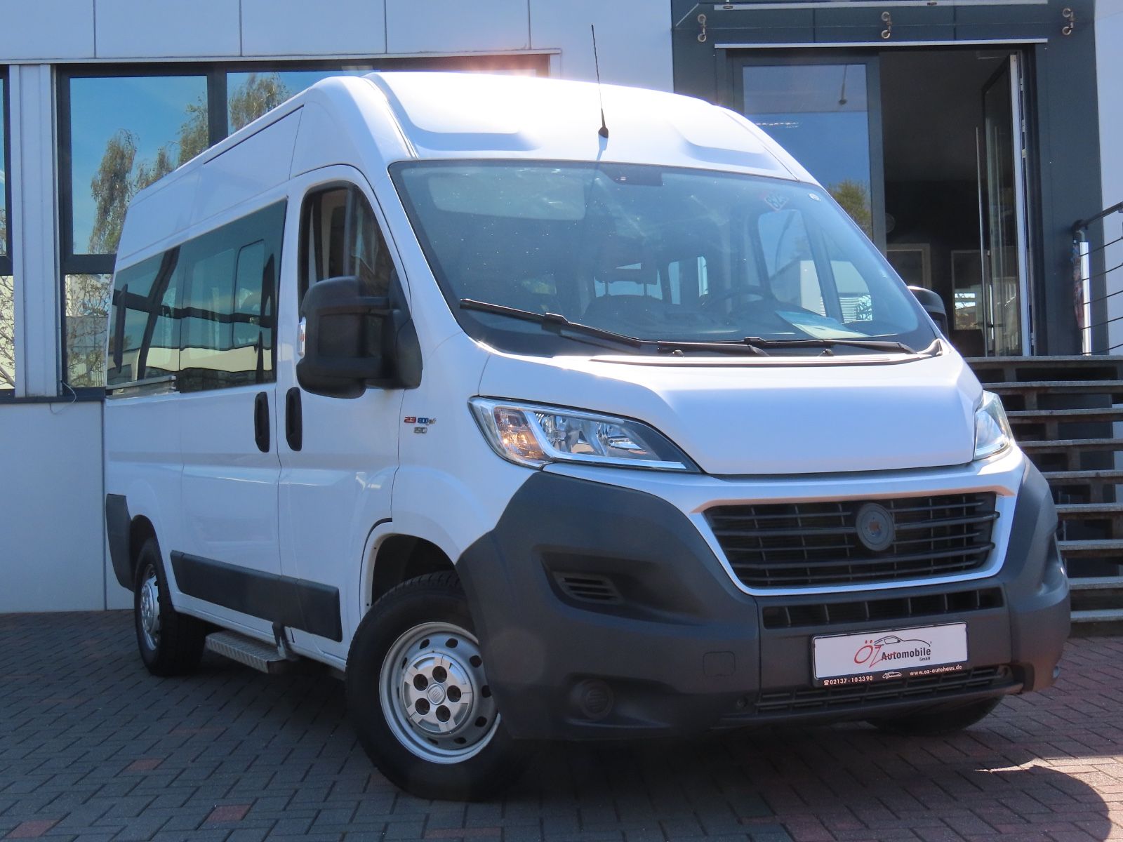 Fiat Ducato 2.3 Hochr.-Kombi 33 150 L2H2 9 Sitze