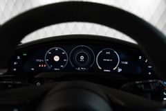 Taycan GTS Sport Turismo 2023 GREY ELECTRO PANO