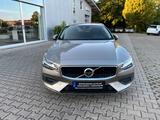 Volvo V60 T6 Twin Engine AWD Geartronic Momentum Pro - Volvo V60 Momentum mit Hybrid-Antrieb (Benzin/Elektro)
