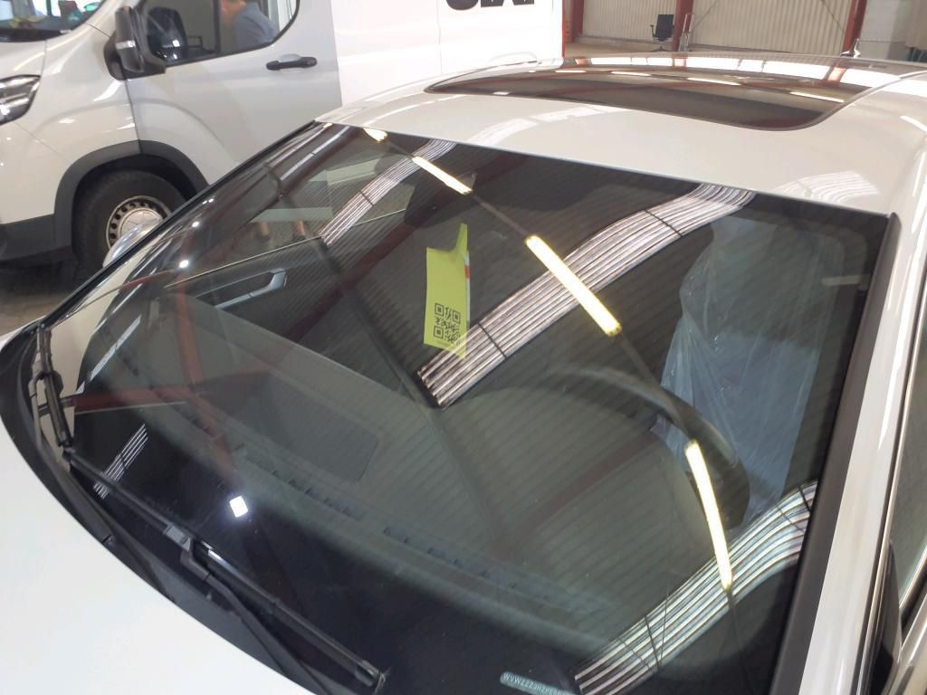 Volkswagen Arteon R SB 4M 2.0 FSI 235kW AHK*RFK*PDC*NAV