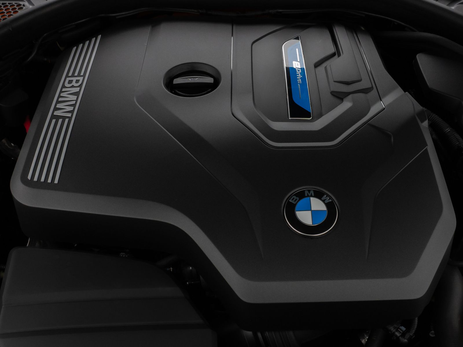 Fahrzeugabbildung BMW 330e M Sport Laser 360°HUD DAB Stop&Go Komfort