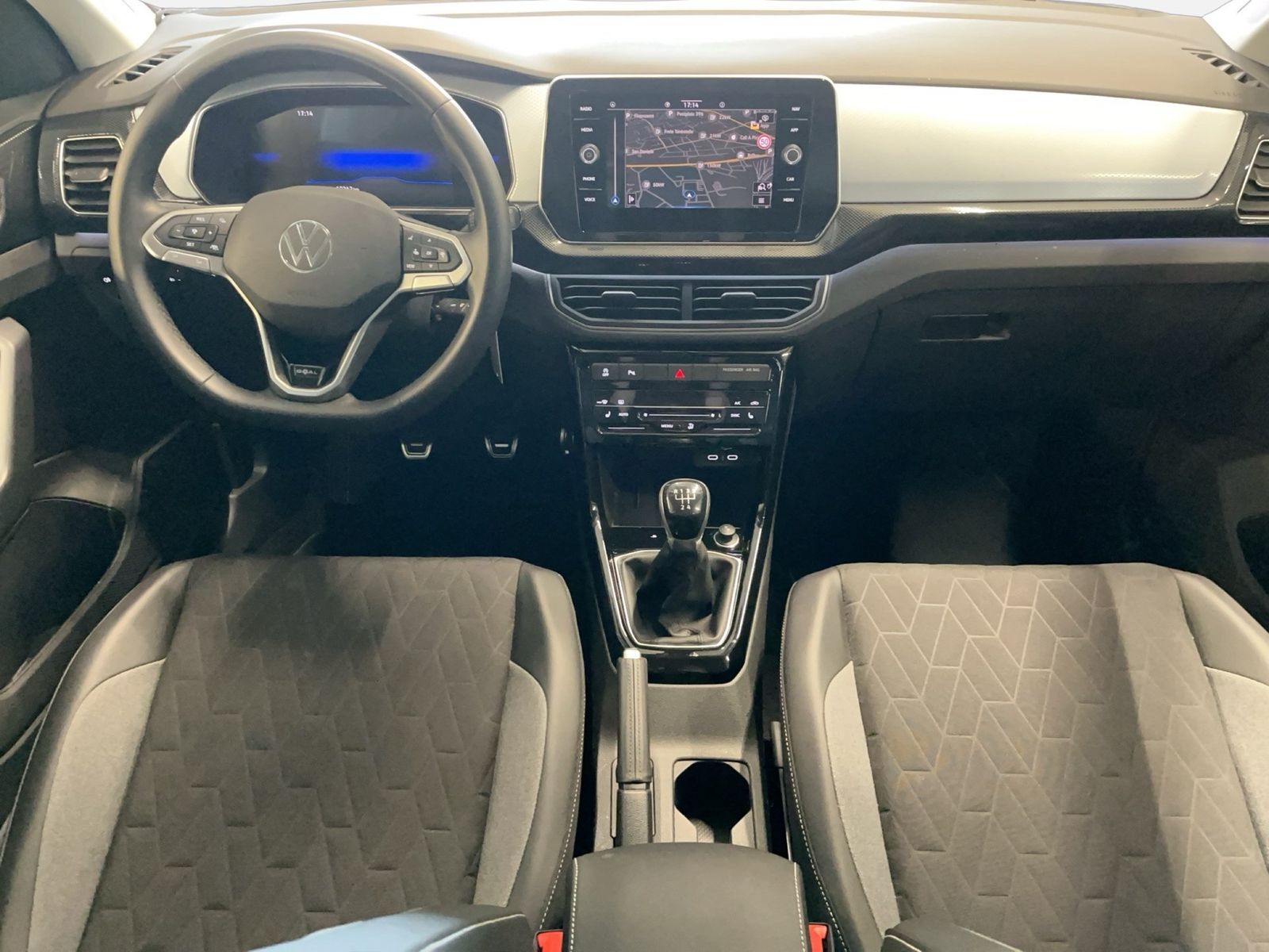 Volkswagen T-Cross - Bild 12