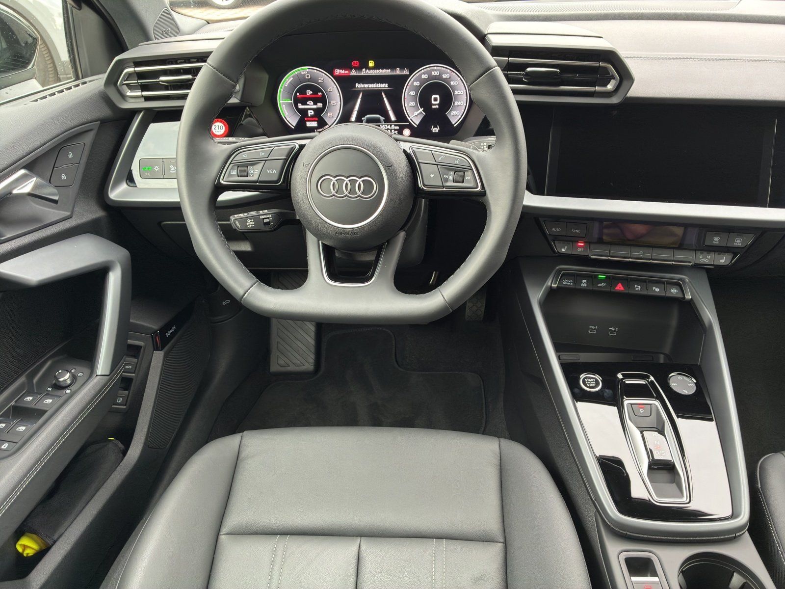 Fahrzeugabbildung Audi A3 allstreet TFSIe AHK,Kamera,LED,Matrix,Navi
