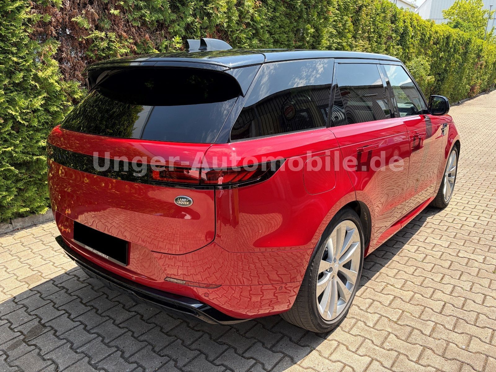 Land Rover Range Rover Sport D350 First Edition Fond TV RSE foto 5
