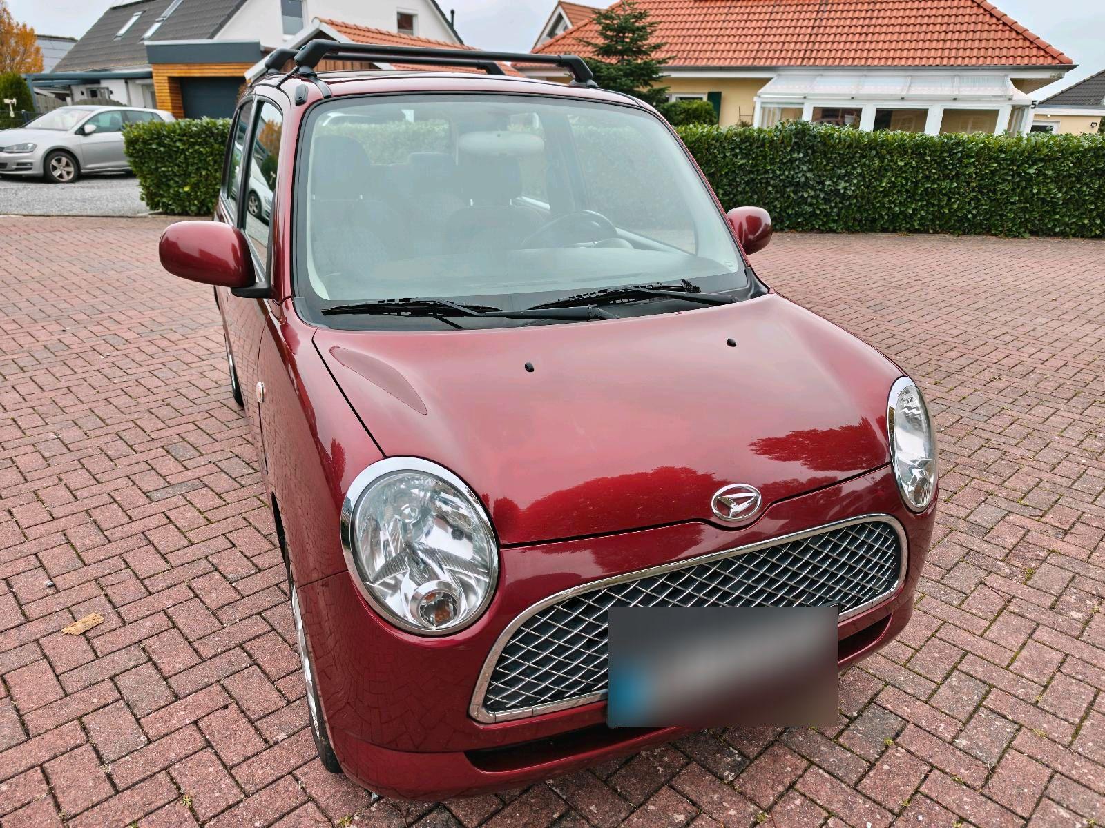 Daihatsu TREVIS