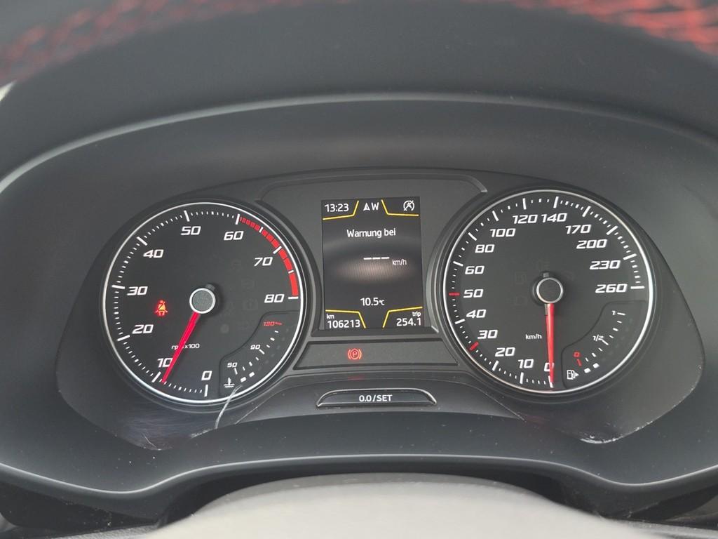 Seat Leon 1.8 TSI FR VOLL-LED*NAV*TEMP*SHZ*PDC*NEBEL*