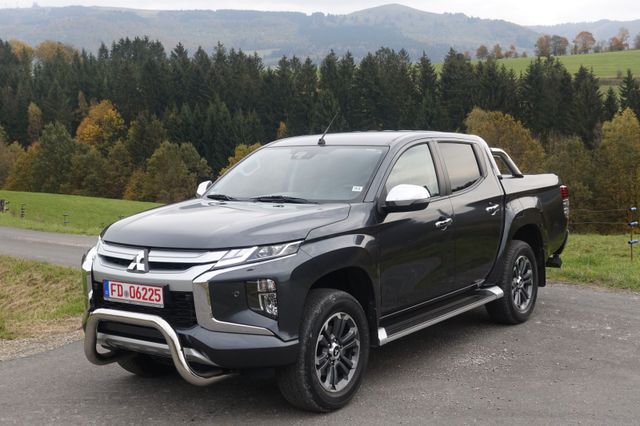 Mitsubishi L200 Intro Edition Doppelkabine 4WD/ AHK/ Navi